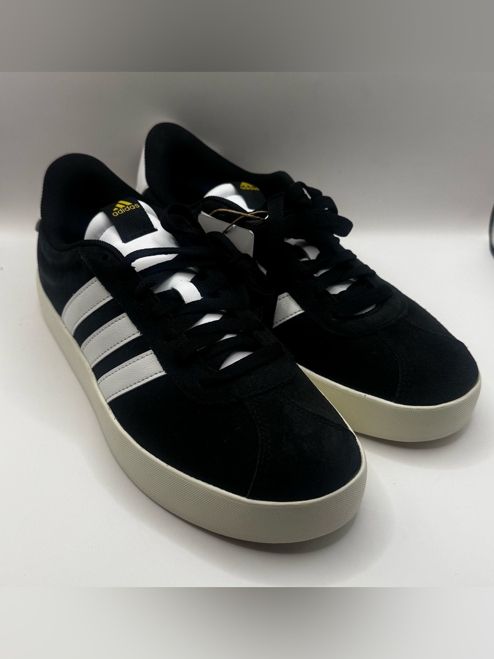 NIB Adidas Women’s VL Court 3.0 Black & White Suede Sz 8 Cushioned Sneakers